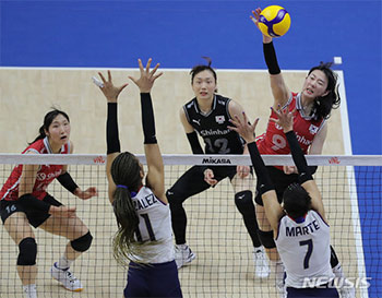 女子バレー：韓国、米に逆転負けで五輪予選4連敗