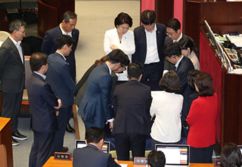 韓国国会、現職検事の弾劾訴追案可決…憲政史上初