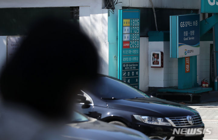 ガソリン価格、13週連続の値上がり