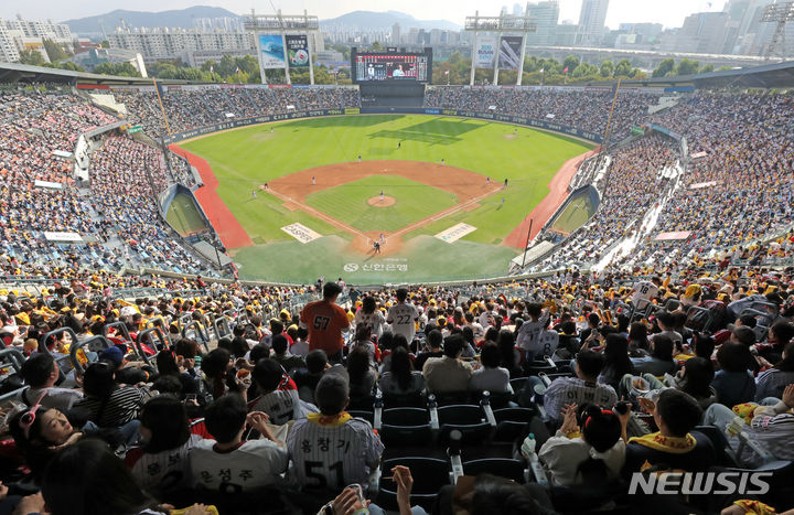 韓国プロ野球 5年ぶり入場者数800万人突破Chosun online 朝鮮日報