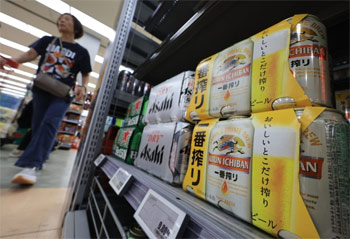 ▲ソウル市内の大手スーパーにある日本ビールの売り場。2023.10.2／写真＝聯合ニュース