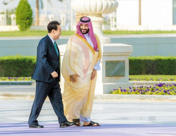 サウジアラビアのパートナー、日本から「経済と安保の全てを満たす」韓国にシフト（下）