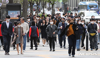 韓国勤労所得上位1％層の平均年収は3億1700万ウォン