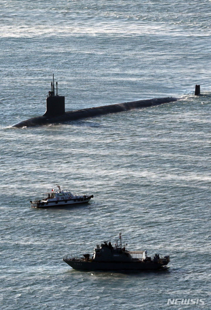 米海軍　原子力潜水艦　ミズーリ　と　マイケル•モンスーア　チャレンジ 米海軍 原子力潜水艦 ミズーリ と マイケル•モンスーア チャレンジコイン