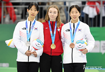 冬季ユース五輪：銀カン・ミンジ、銅チョン・ジェヒ＝ショートトラック女子