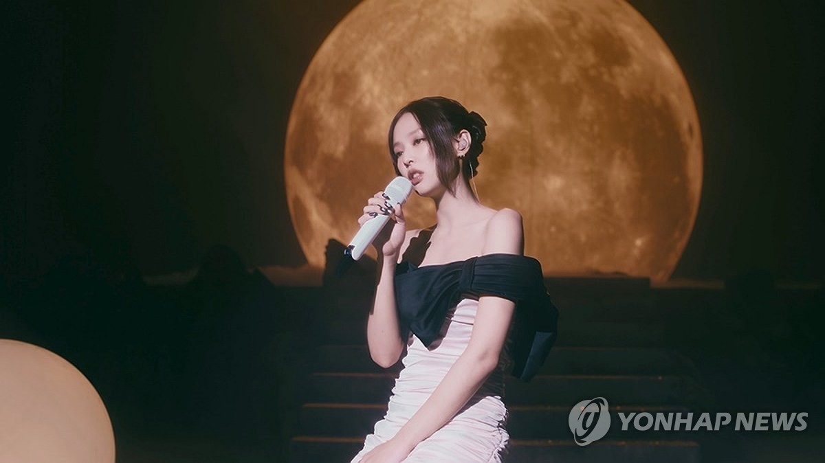 ビルボードメインチャート　ジェニー５８位・ジョングク８１位