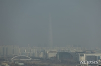 PM2.5に覆われたソウル中心部