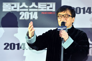 健康不安説が出ていた70歳ジャッキー・チェン、SNSでファンの懸念を