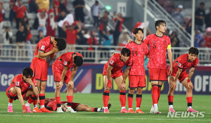 サッカー：選手・監督退場の韓国、インドネシアにPK戦負け…40年ぶり五輪出場逃す　U23アジア杯