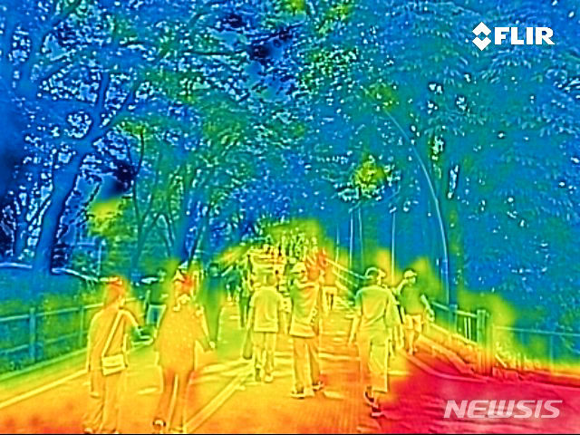 「オゾン注意報」が発令されたソウル