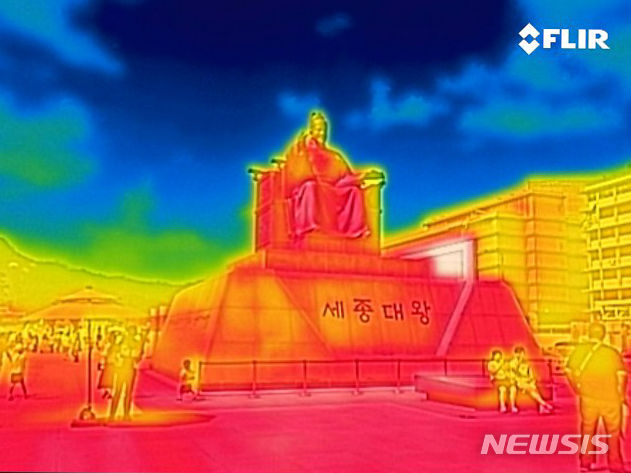 「オゾン注意報」が発令されたソウル