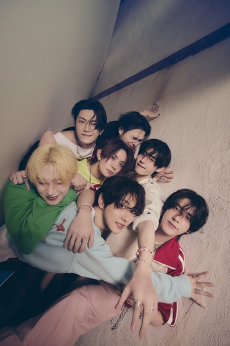 ＥＮＨＹＰＥＮの２ｎｄアルバム　初週売上が自己最高の２３４万枚超