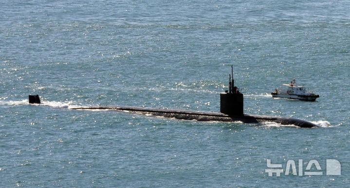 米原子力潜水艦「コロンビア」、韓国に初寄港-Chosun online 朝鮮日報
