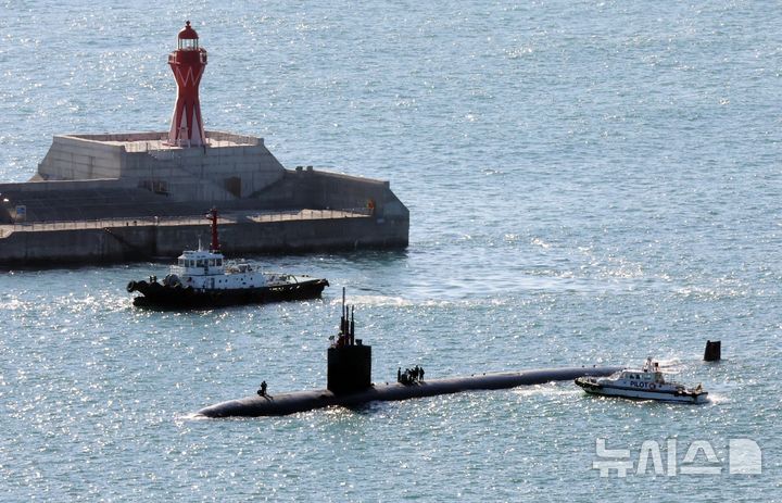 米原子力潜水艦「コロンビア」、韓国に初寄港-Chosun online 朝鮮日報