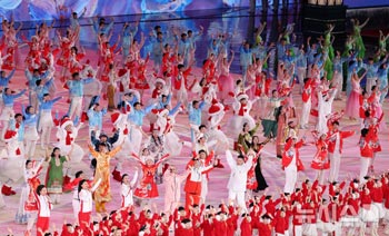 「平和のアジアを夢見て…」ハルビン冬季アジア大会閉会式