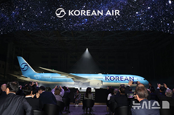 大韓航空が新たなCI塗装を公開