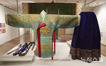 朝鮮王室の女性の礼服「義親王家服飾」、実物を一般に公開