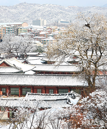 再び「冬服」を着た昌徳宮