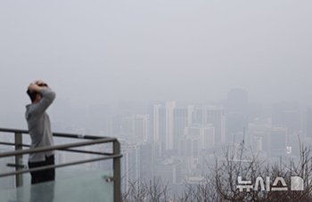 黄砂の影響も…PM2.5「非常に多い」　／ソウル