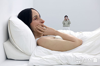 韓国初、ロン・ミュエックの個展を開催する国立現代美術館