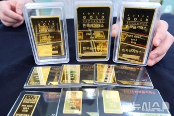 金価格が再び史上最高値…1匁65万ウォン突破