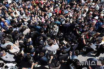 演説する共に民主党の李在明大統領選候補　／全羅南道