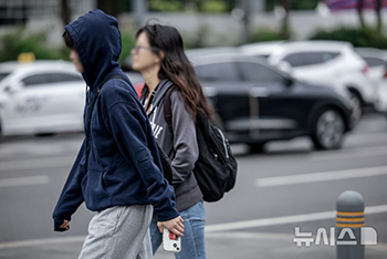 雨上がりで暑さも一休み　／ソウル