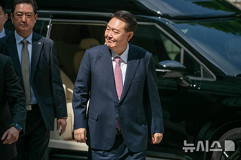 写真＝共同取材団