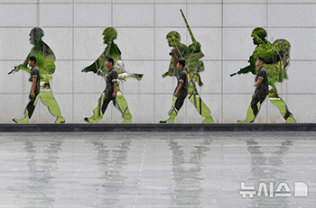 「韓国戦争を忘れない」　／京畿道