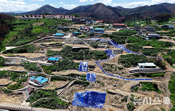 慶尚北道の山火事から100日…かつて炎に襲われた集落の今＝盈徳・タゲビ村