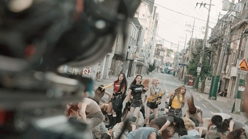 ＹＧエンターテインメント提供