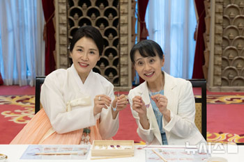 李大統領夫人と石破首相夫人が「メドゥプ」作り体験