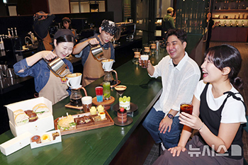 スターバックス・コリア「リザーブ光化門」28日オープン　／ソウル