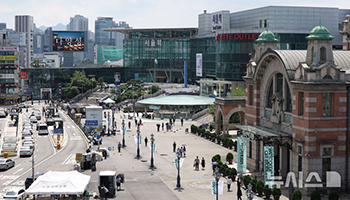 ソウル駅広場、来年3月から禁酒区域に指定
