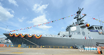 イージス駆逐艦「茶山丁若鏞」進水式