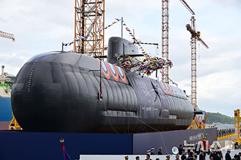 進水式を迎えた3600トン級潜水艦「蒋英実」