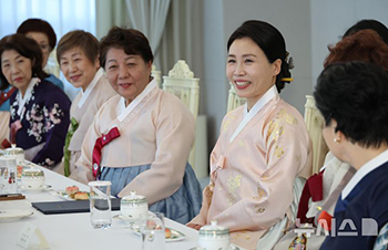 ▲写真＝大統領室通信写真記者団