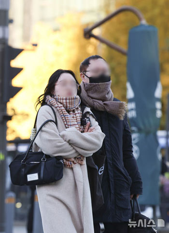 冬の始まり感じさせる寒さ…月曜日朝の出勤　／ソウル