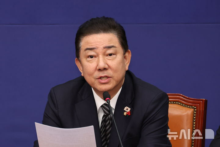 顧客情報流出クーパン代表とホテルで会食した共に民主・金炳基院内代表「注文..