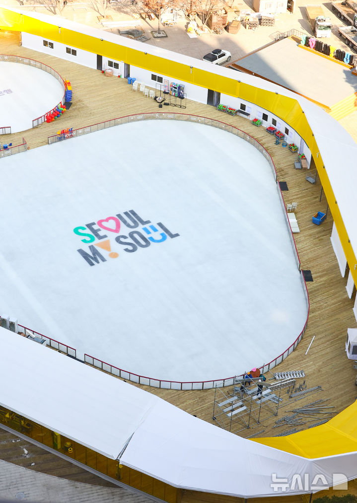 ソウル広場スケート場のオープンまであと一日