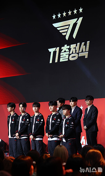 「T1 LoL 2026シーズン」出征式　／ソウル