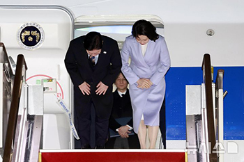 李在明大統領、中国国賓訪問を終えて帰国　／京畿道