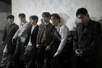 EXOのニューアルバムがミリオン達成　通算8作目