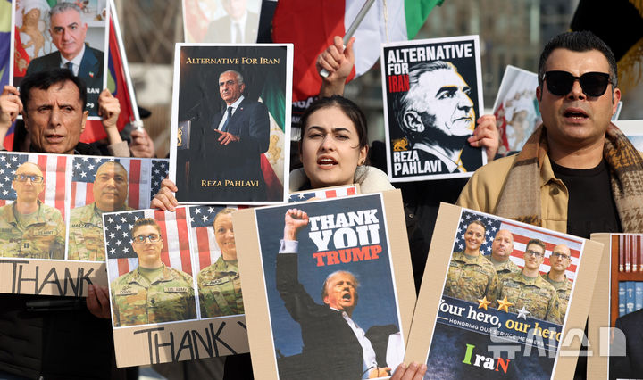 在韓イラン人ネットワーク「イラン政府反対・アメリカ支持」デモ