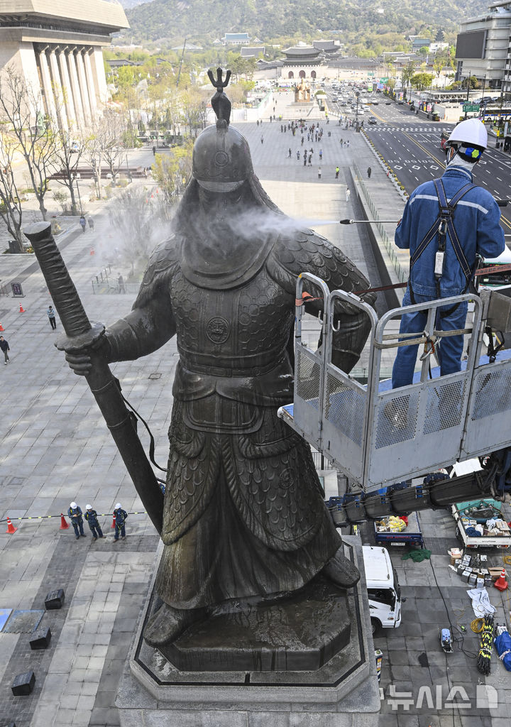 写真＝共同取材