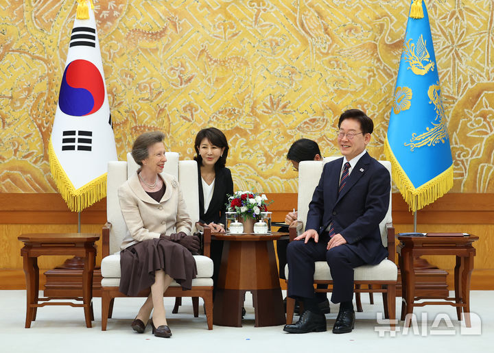 李在明大統領、英国のアン王女夫妻と共に