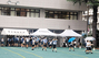 ▲縦50メートル×横60メートルの東京韓国学校の校庭。この小さな校庭で小中高生1400人が入れ代わり立ち代わり体育をする。写真＝李河遠（イ・ハウォン）東京特派員 