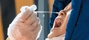▲光州市北区の選別診療所（検査所）で、新型コロナ検査を受ける子ども。韓国の新型コロナ累計感染者数は22日に1000万人を超えた。写真＝キム・ヨングン記者 