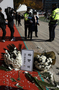 大統領・ソウル市長の弔花を放り投げて怒る遺族
