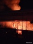 炎に包まれたハンコックタイヤ大田工場
